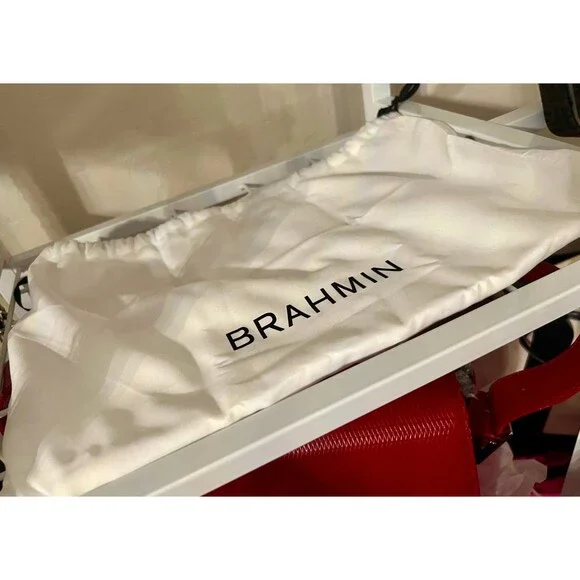 Brahmin Katie Hyacinth 🪻 Melbourne 🧜‍♀️Leather Crossbody NWT - Picture 7 of 7